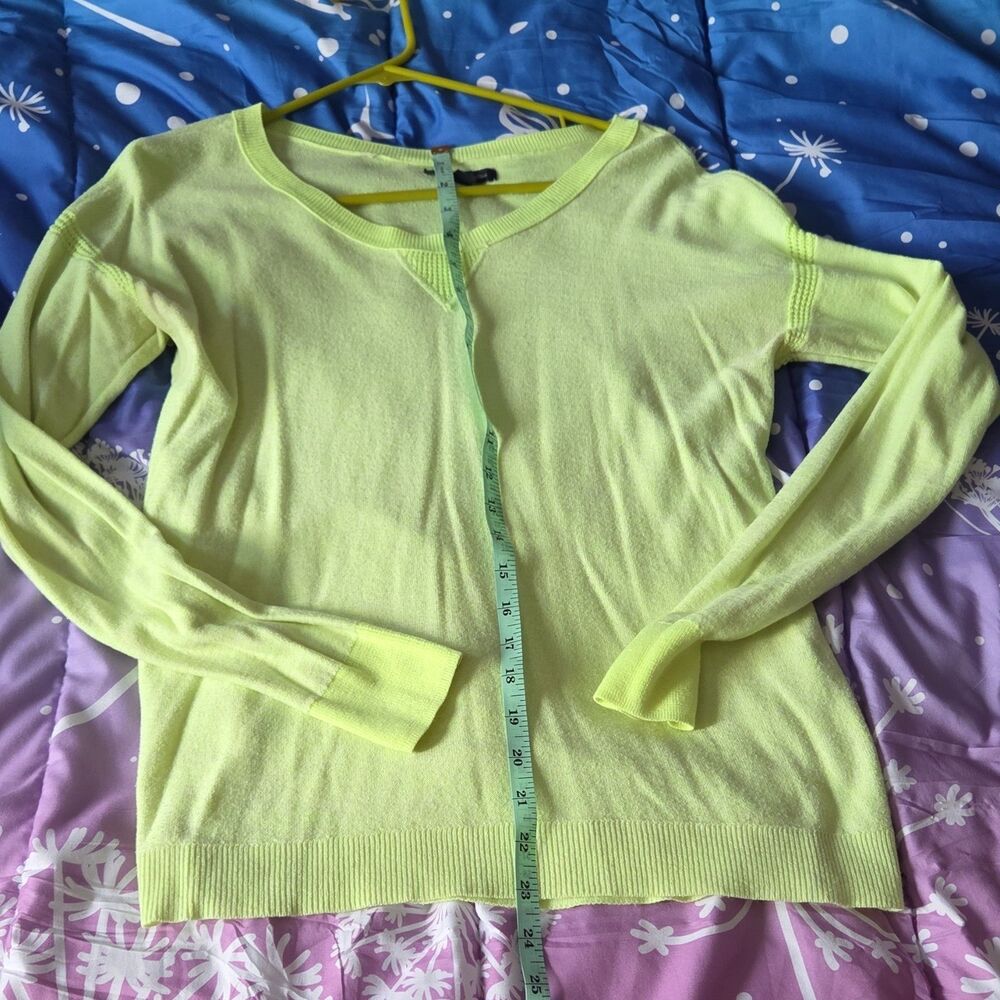 American Eagle Outfitters Neon Knit Pullover Sweater V-Neck Long Sleeve S/P y2k